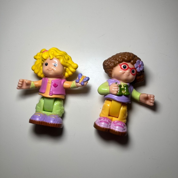 Fisher Price Little People Bendable Camping Girls Bundle of Two Butterfly - Picture 1 of 2